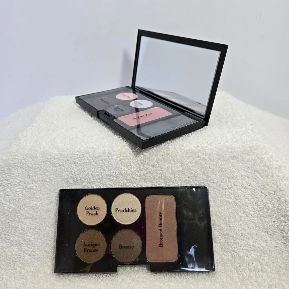 Elizabeth Arden Blush & 4 Eyeshadow Palette NEW no box Lot Of 2 Shades Compact